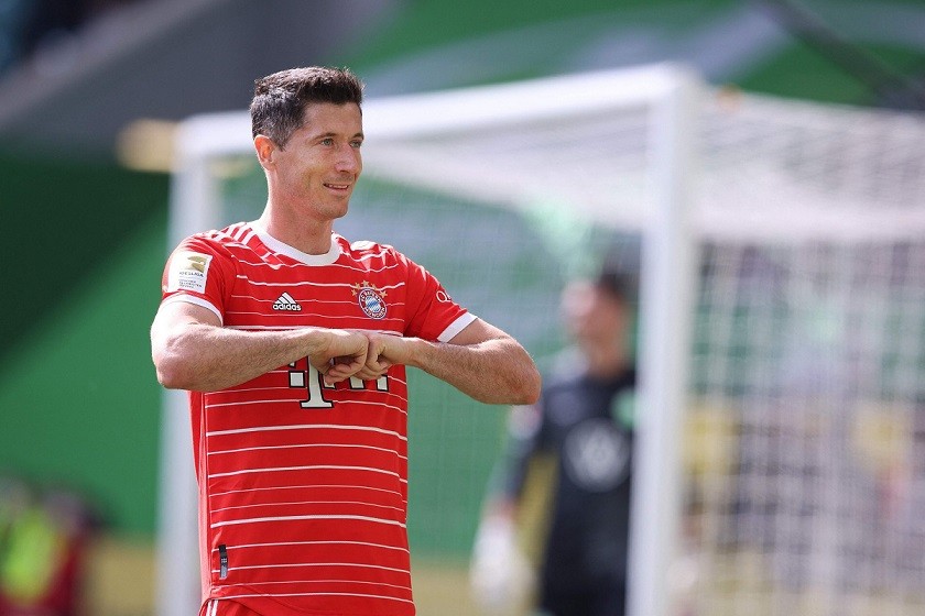 Chuyển nhượng cầu thủ: Haaland hợp đồng 5 năm với Man City; Lewandowski chia tay Bayern;