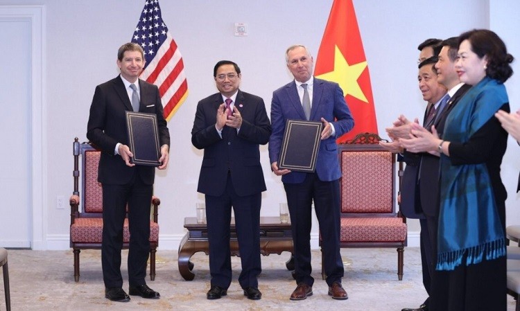 Đại học Fulbright Việt Nam và Chính phủ Việt Nam ký kết hợp tác phát triển giáo dục