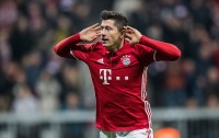 Chuyển nhượng cầu thủ: Bayern sẽ bán Lewandowski; MU muốn có Enzo Fernandez; Juventus đề nghị Pogba ký 3 năm?