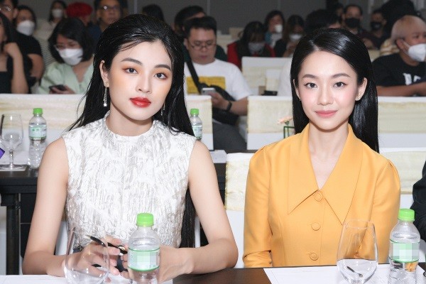 Những tâm sự xúc động trong buổi họp báo phim về nhạc sĩ Trịnh Công Sơn Những tâm sự xúc động trong buổi họp báo phim về nhạc sĩ Trịnh Công Sơn