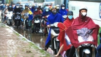 Dự báo thời tiết đêm nay và ngày mai (7-8/6): Hà Nội, Bắc Bộ mưa to cục bộ, vùng núi mưa lớn về đêm; Trung Trung Bộ nắng nóng; Nam Bộ ngày nắng