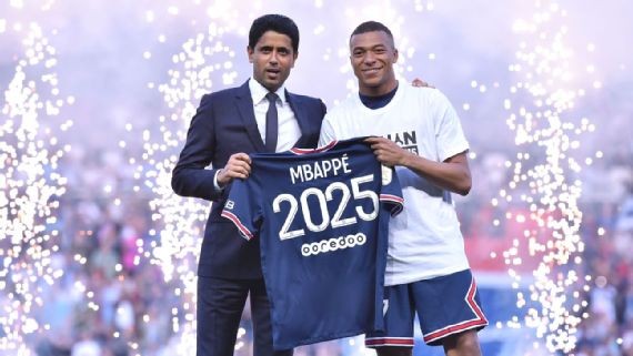 Chuyển nhượng cầu thủ: Mbappe đề nghị PSG ký De Jong;