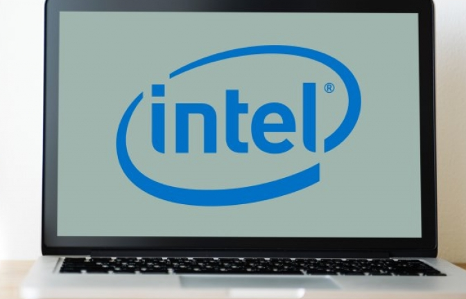 Công nghệ mới của Intel cung cấp thời lượng pin 28 tiếng cho laptop