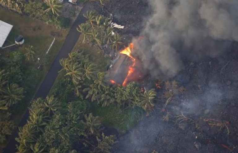 Cận cảnh sự tàn phá kinh hoàng của núi lửa Kilauea ở Hawaii