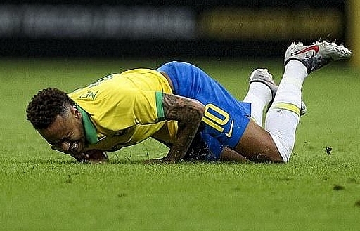 Neymar đột ngột chia tay Copa America 2019