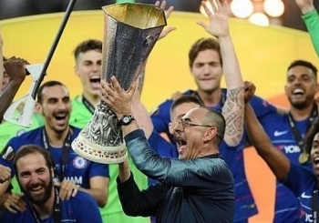 Chelsea và Juventus đạt thỏa thuận mua bán HLV Maurizio Sarri trị giá 5 triệu Bảng