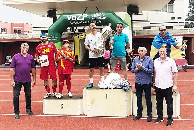 nguoi viet o sec soi noi tham gia gia i bo ng da thuong vien 2019