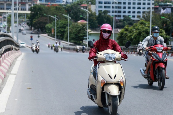 2840 du bao thoi tiet 3 5 ha noi sap nang nong tren 40 do