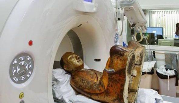 Phát hiện tự ướp xác trong pho tương Phật cổ 1.000 năm tuổi
