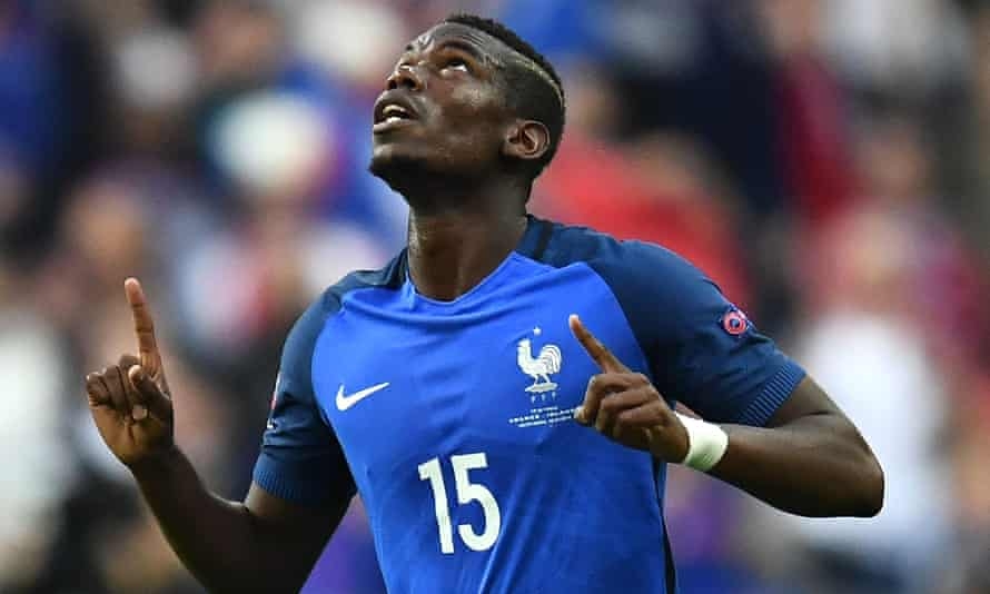 Chuyển nhượng cầu thủ Man Utd: Hy vọng gia hạn Pogba; phương thức thanh toán Sancho;