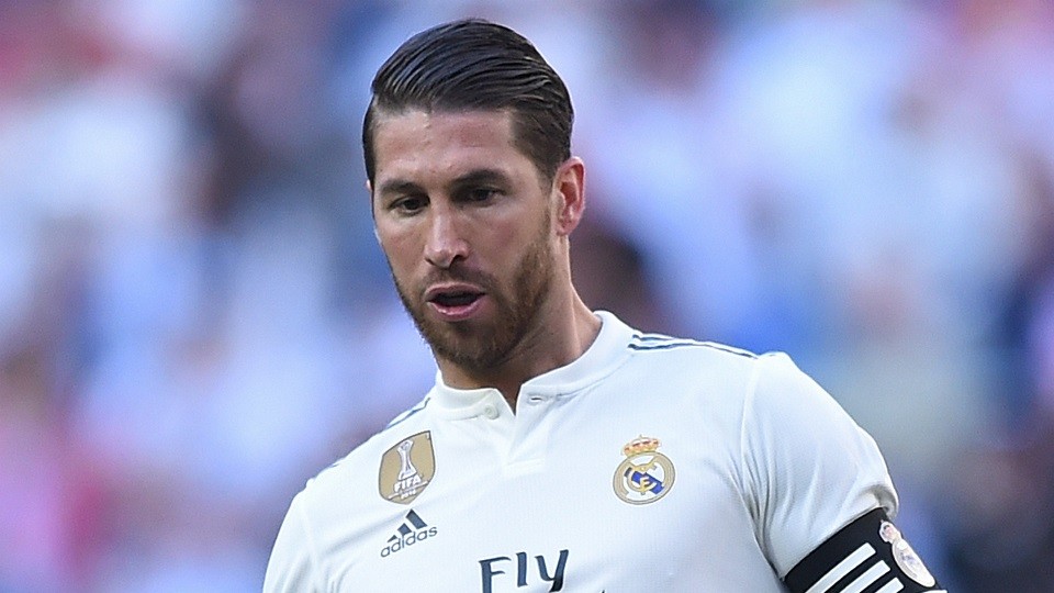 Chuyển nhượng cầu thủ: Sergio Ramos đang cân nhắc kh rời Real Madrid; MU dọn dẹp đội hình rồi mua sắm; Barca giữ Sergi Roberto