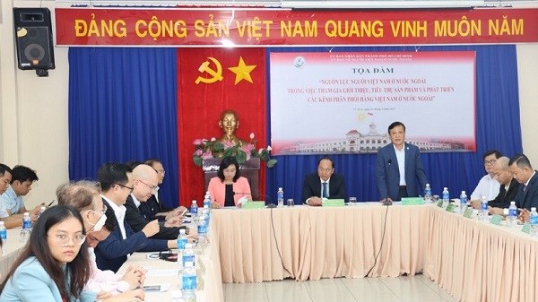 Nguồn lực Việt Nam ở nước ngoài - Cầu nối quan trọng đưa hàng hóa Việt ra thế giới