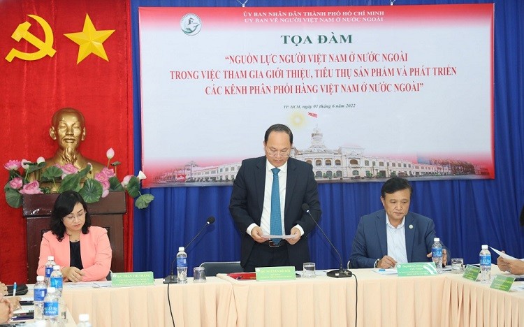 Phó Bí thư Thành ủy Tp.HCM - Nguyễn Hồ Hải “Nguồn lực Việt Nam ở nước ngoài là cầu nối quan trọng đưa hàng hóa Việt Nam ra thế giới (Ảnh: Bảo Lan)