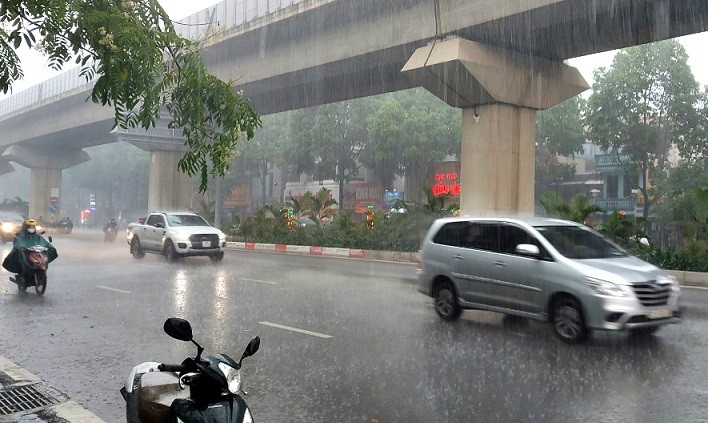 Dự báo thời tiết đêm nay và ngày mai (29-30/6): Hà Nội, Bắc Trung Bộ, Tây Nguyên, Nam Bộ mưa to cục bộ; Bắc Bộ mưa vừa mưa to đến rất to