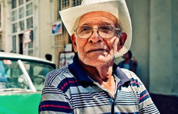 Số người già trên 100 tuổi ở Cuba đã vượt ngưỡng 2.000 người