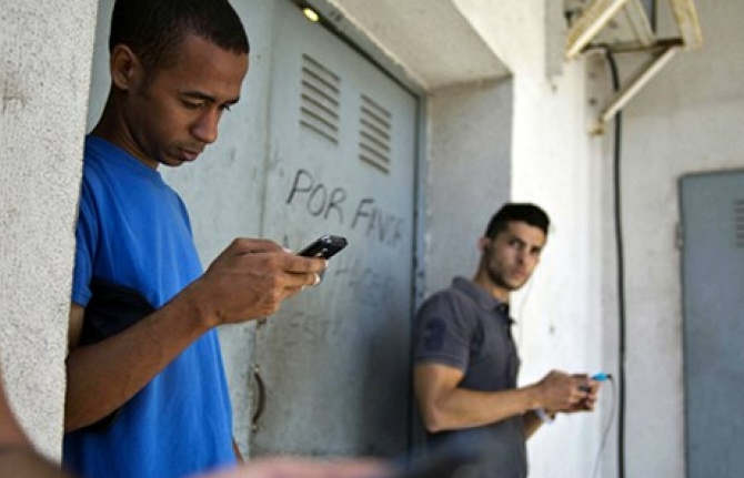 Số người sử dụng mạng xã hội ở Cuba tăng nhanh nhất thế giới