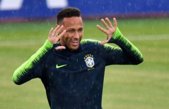 Neymar hạ quyết tâm sút tung lưới Bỉ để đưa Brazil vào bán kết