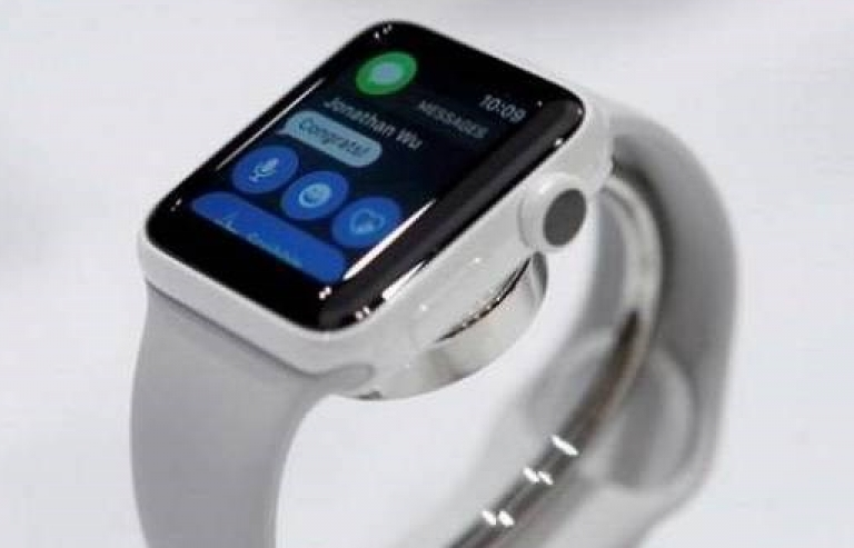 Apple Watch, đồng hồ FitBit có thể bị Mỹ đánh thuế nhập khẩu cao