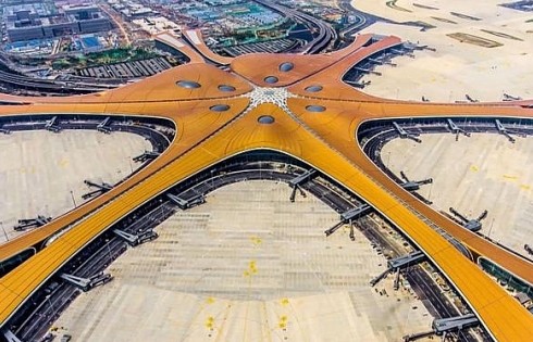 Trung Quốc: Sân bay 'sao biển' 60 tỷ USD lớn và bận rộn nhất thế giới