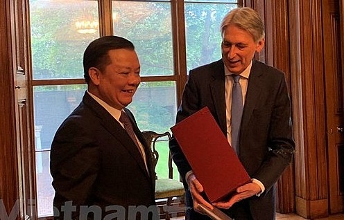 Việt Nam và Vương quốc Anh chia sẻ kinh nghiệm trong lĩnh vực tài chính