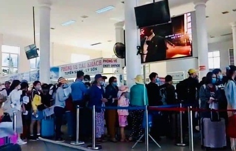 Quảng Ngãi: Đưa 2.000 du khách rời đảo Lý Sơn phòng chống Covid-19