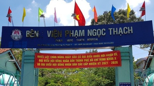 Covid-19: 25 trường hợp nhiễm SARS-CoV-2 tại Thành phố Hồ Chí Minh cùng 1 bệnh viện; chợ đầu mối Vinh có 33 ca nhiễm