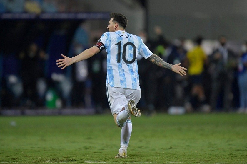 Cập nhật tin chuyển nhượng cầu thủ: PSG đề nghị hợp đồng tự do với Messi và tiếp cận Pogba;