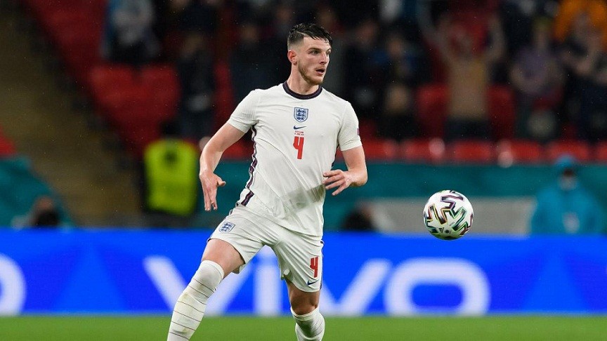 Chuyển nhượng cầu thủ Ngoại hạng Anh: Arsenal đàm phán Tammy Abraham; Man Utd ưu tiên chọn Declan  Rice và quan tâm Denzel Dumfries