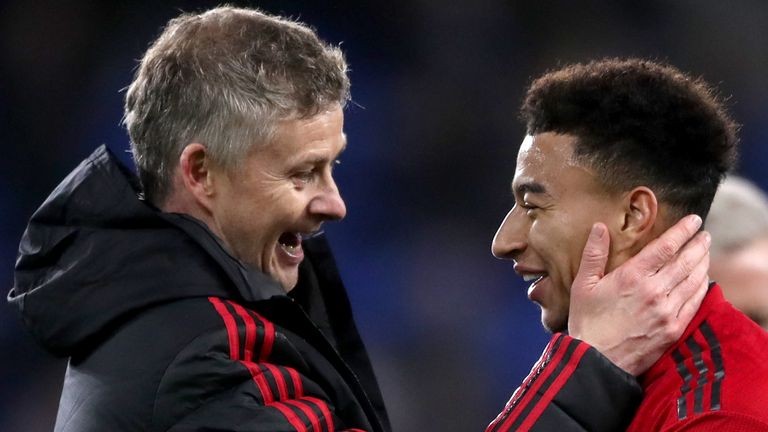 Chuyển nhượng cầu thủ Man Utd: Lý do chưa ra mắt tân binh Jadon Sancho; Jesse Lingard trở lại