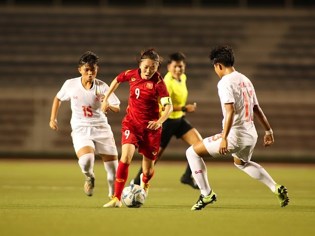 Thắng đậm nữ Myanmar, tuyển nữ Việt Nam vào bán kết AFF Cup nữ 2022