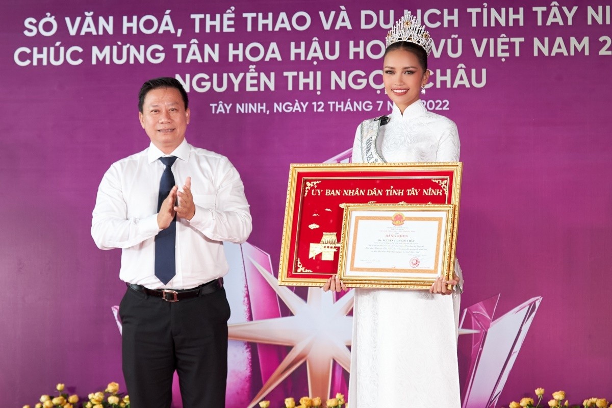 Quê nhà Tây Ninh chào đón Hoa hậu Ngọc Châu Quê nhà Tây Ninh chào đón Hoa hậu Ngọc Châu