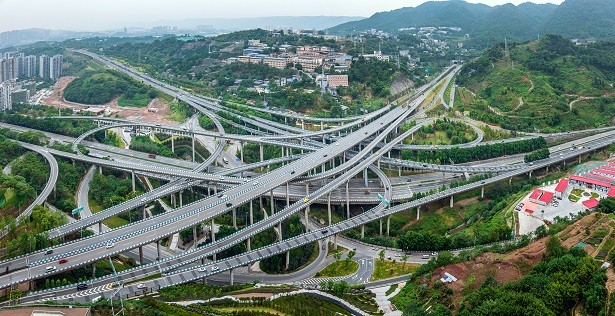 Trung Quốc: Cầu vượt phức tạp nhất thế giới có 20 làn xe