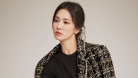 Song Hye Kyo đẹp cá tính và hiện đại trong bộ ảnh thời trang mới