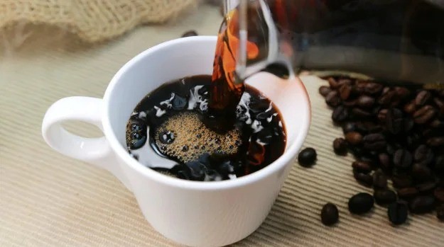 Ba cách uống cà phê mà không lo tăng cân và giảm nguy cơ nổi mụn