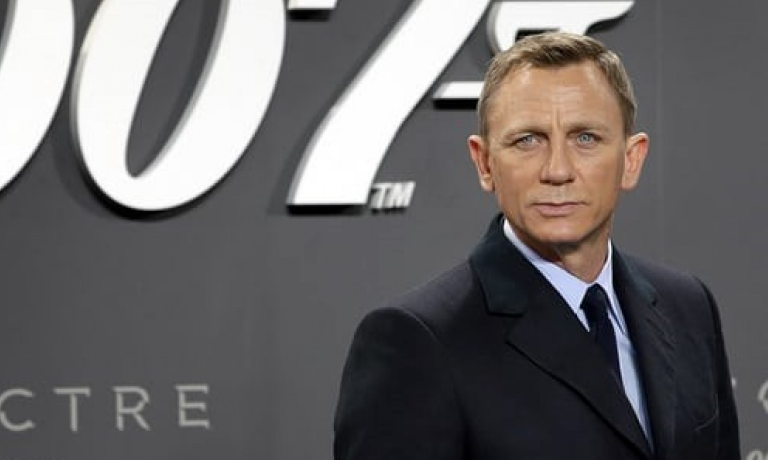 Daniel Craig khẳng định tiếp tục đóng James Bond