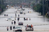 Mỹ huy động 12.000 vệ binh quốc gia đối phó bão Harvey ở Texas