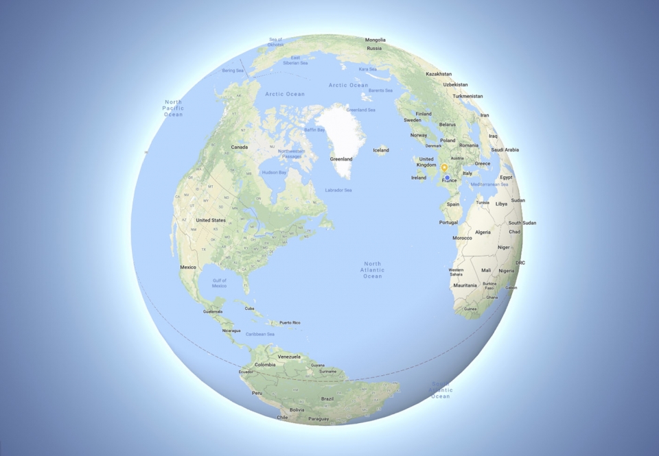 Google Maps Trái đất:
\