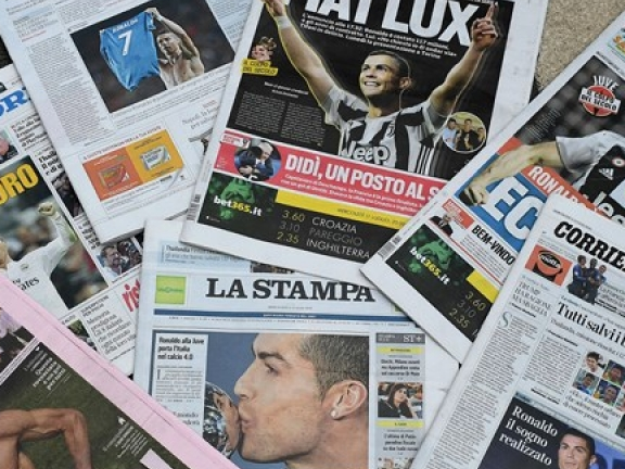 Chiêu mộ Cristiano Ronaldo, Juventus “náo loạn” mạng xã hội ra sao?