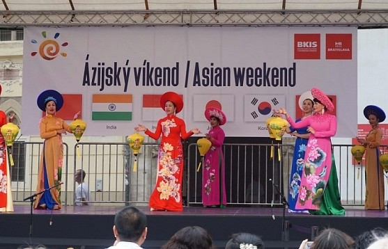 Đậm nét văn hóa Việt Nam tại lễ hội Những ngày châu Á cuối tuần 2019 ở Slovakia