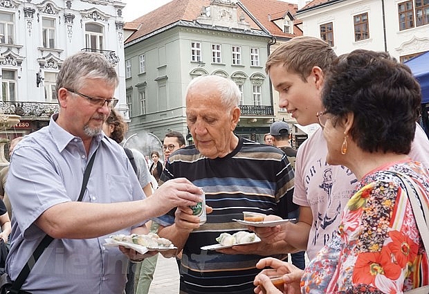 dam net van hoa viet nam tai le hoi nhung ngay chau a cuoi tuan 2019 o slovakia