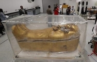 Ai Cập bắt đầu phục chế quan tài mạ vàng của Pharaoh Tutankhamun