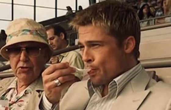 Brad Pitt dành cả sự nghiệp đóng phim để diễn cảnh... ăn