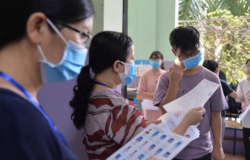 867.000 thí sinh bắt đầu thi tốt nghiệp THPT môn Văn trong dịch Covid-19