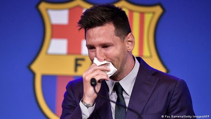 Sau lời chia tay đầy nước mắt, Messi sẽ sang Paris ký hợp đồng với PSG. (Nguồn: DW)