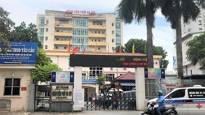 Covid-19 ở Việt Nam: TP. Hồ Chí Minh có hơn 41.000 F0 điều trị tại nhà; Bệnh viện Phổi Hà Nội đón bệnh nhân trở lại