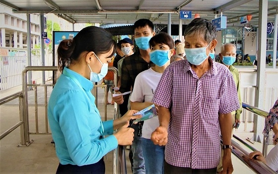 Covid-19 ở Việt Nam: "Điểm danh" 10 tỉnh tiêm vaccine COVID-19 chậm; người vào Quảng Ninh phải đủ 2 điều kiện 20-08-2021 1:16 PM | Tin nóng y tế SKĐS
