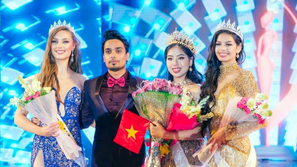 Những khoảnh khắc đẹp của Gia Hân khi đăng quang Miss Teen International 2022