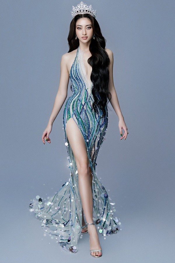 Thời trang thanh lịch và cá tính của Lương Thùy Linh sau nhiệm kỳ Hoa hậu Thế giới Việt Nam