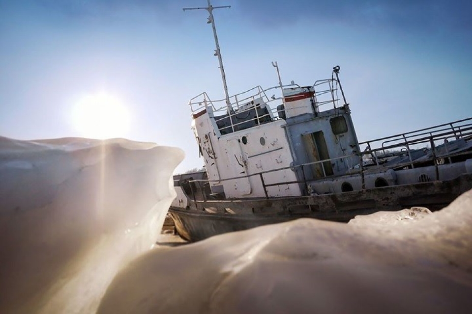 ve dep mat lanh trong vat cua ho baikal o siberia nga