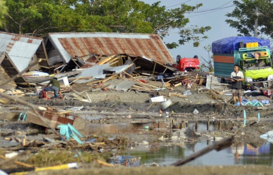 Indonesia: Số người thiệt mạng vượt quá 830 sau sóng thần, động đất
